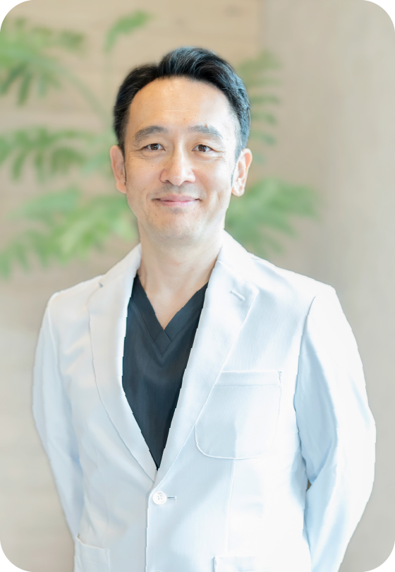 院長 / 医学博士 高島浩明 HIROAKI TAKASHIMA